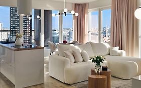 Urban Apartments Skyline - Sokolska Towers 30A - Balcony - Air Condition - Gym & Sauna - 2 Free Garages - Luxury